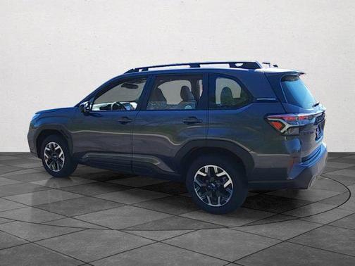 2025 Subaru Forester Base