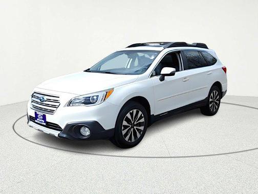 Crystal White Pearl 2015 Subaru Outback 3.6R Limited