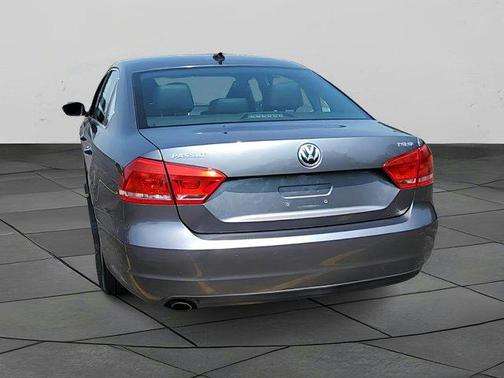 2015 Volkswagen Passat 1.8T Auto SE