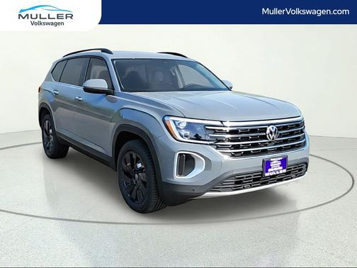 Pure Gray 2026 Volkswagen Atlas 2.0T SE w/Technology 4MOTION