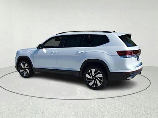 2026 Volkswagen Atlas 2.0T SE w/Technology 4MOTION