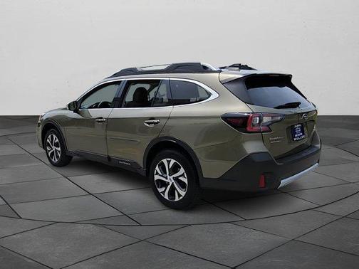2022 Subaru Outback Touring XT