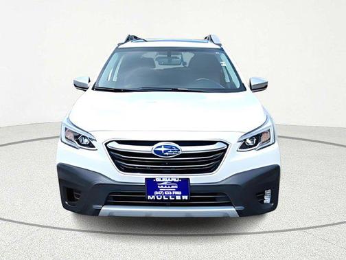 Crystal White Pearl 2020 Subaru Outback Touring XT