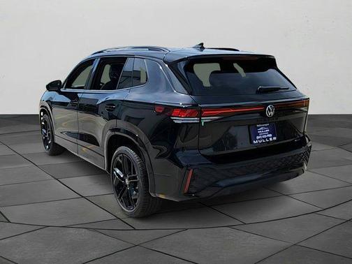2025 Volkswagen Tiguan 2.0T SE R-Line Black 4MOTION