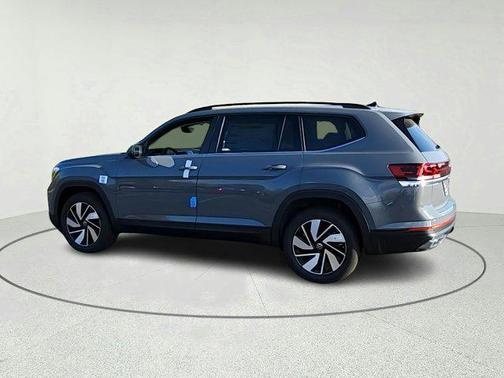 2026 Volkswagen Atlas 2.0T SE w/Technology 4MOTION