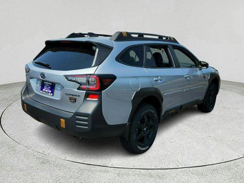 Ice Silver Metallic 2025 Subaru Outback Wilderness
