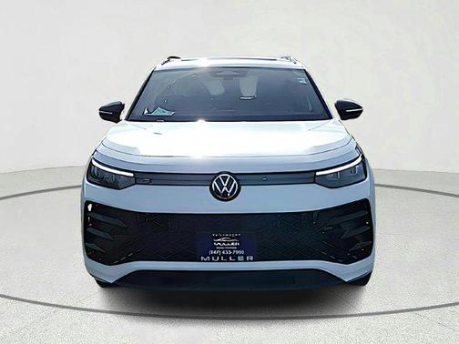 2026 Volkswagen Tiguan 2.0T SE R-Line Black 4MOTION