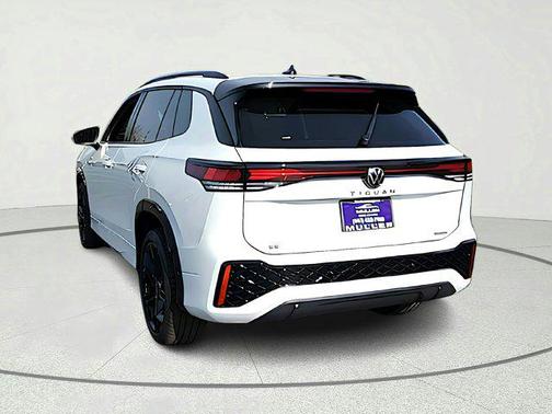 2026 Volkswagen Tiguan 2.0T SE R-Line Black 4MOTION