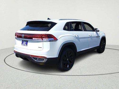 2025 Volkswagen Atlas Cross Sport 2.0T SE w/Technology 4MOTION