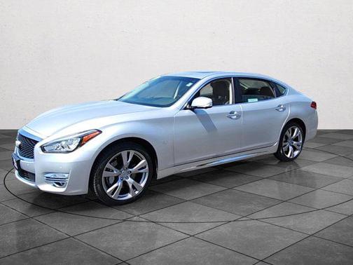 2018 INFINITI Q70L 3.7X LUXE