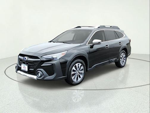 Crystal Black Silica 2024 Subaru Outback Touring XT
