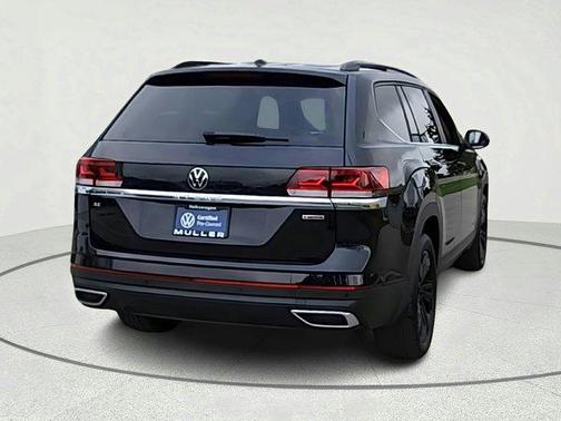 2022 Volkswagen Atlas 2.0T SE w/Technology 4MOTION