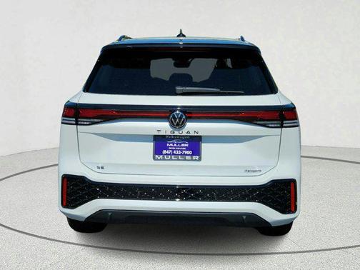 2025 Volkswagen Tiguan 2.0T SE R-Line Black 4MOTION