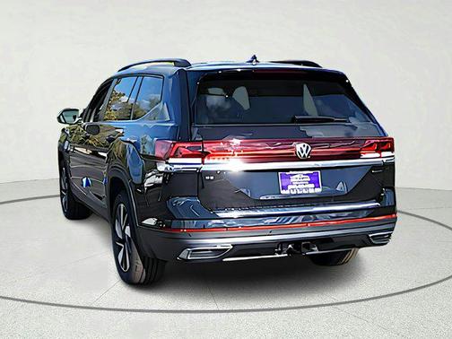 2026 Volkswagen Atlas 2.0T SE w/Technology 4MOTION