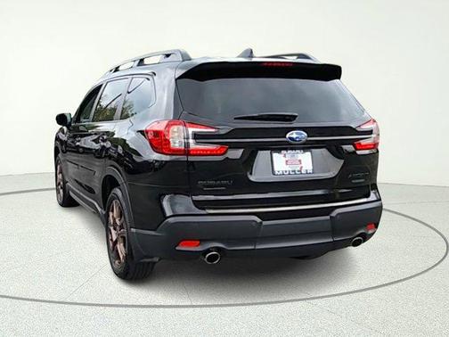 Crystal Black Silica 2025 Subaru Ascent Bronze Edition 7-Passenger