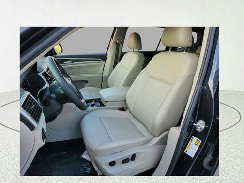 2022 Volkswagen Atlas 2.0T SE w/Technology 4MOTION