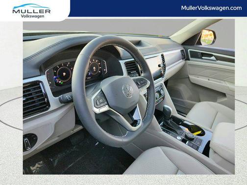 2022 Volkswagen Atlas 2.0T SE w/Technology 4MOTION