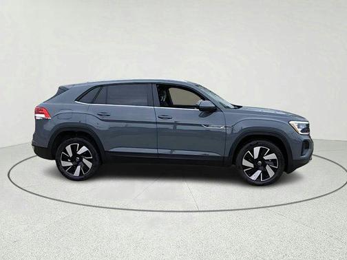 2026 Volkswagen Atlas Cross Sport 2.0T SE w/Technology 4MOTION