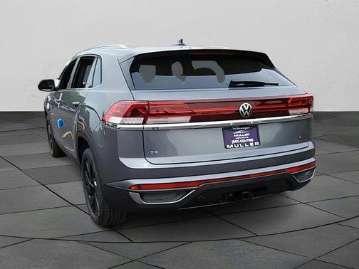 2025 Volkswagen Atlas Cross Sport 2.0T SE w/Technology 4MOTION