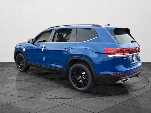 2025 Volkswagen Atlas 2.0T SE w/Technology 4MOTION