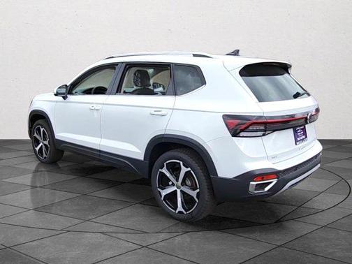 2025 Volkswagen Taos 1.5T SEL