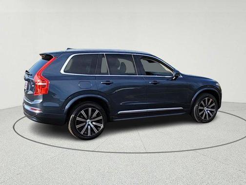 2023 Volvo XC90 B6 Plus 7-Seater