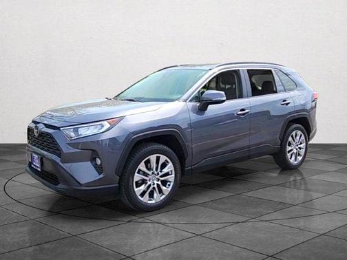 2020 Toyota RAV4 XLE Premium