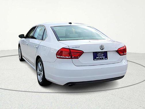2012 Volkswagen Passat 2.5 SE