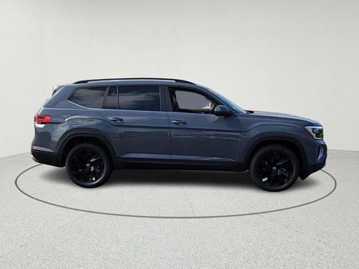 2026 Volkswagen Atlas 2.0T SE w/Technology 4MOTION