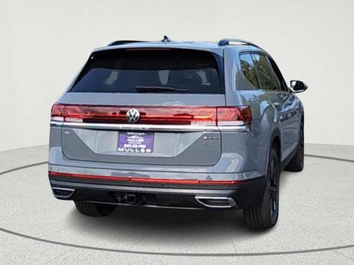 2026 Volkswagen Atlas 2.0T SE w/Technology 4MOTION