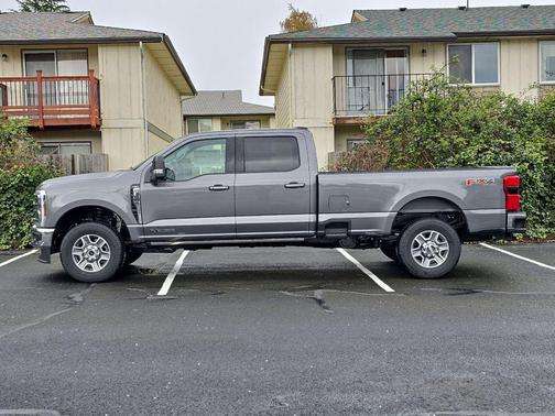 2025 Ford F-350 Lariat