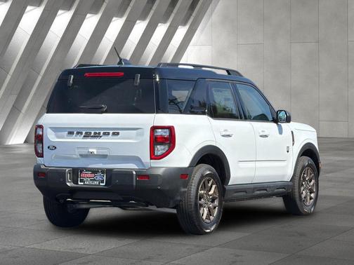 Oxford White 2026 Ford Bronco Sport Big Bend