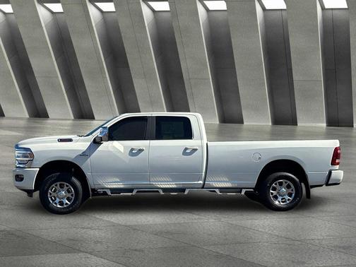 Pearl White 2023 RAM 3500 Laramie