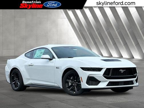 Oxford White 2026 Ford Mustang GT Coupe