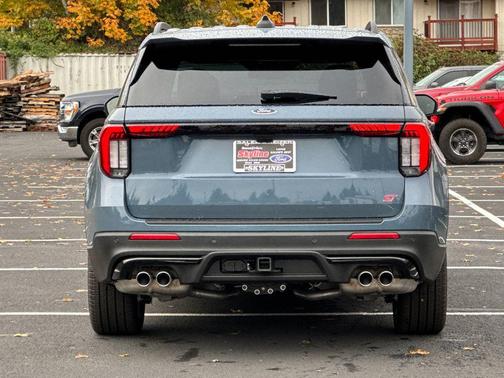2025 Ford Explorer ST