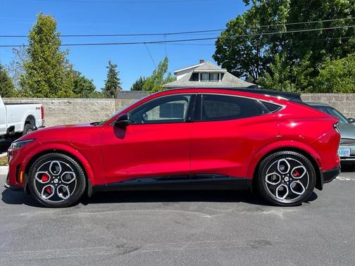 2021 Ford Mustang Mach-E GT