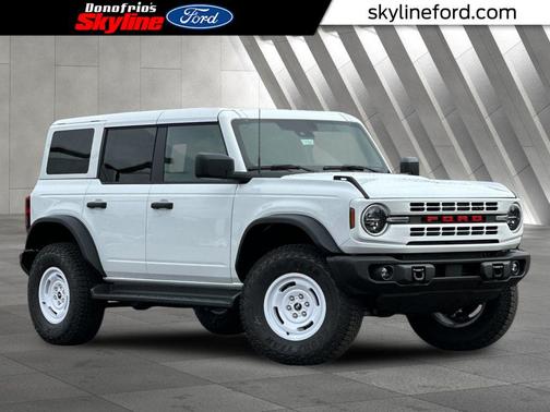 Oxford White 2026 Ford Bronco Heritage Edition SUV