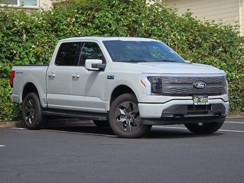 2024 Ford F-150 Lightning LARIAT