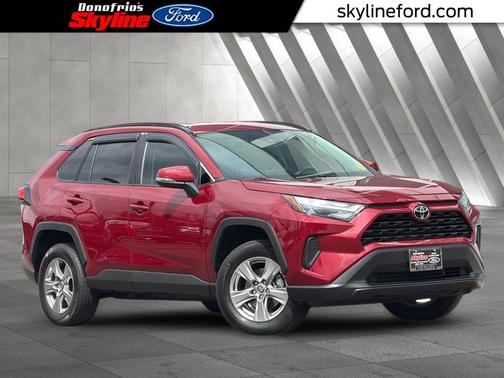 Pearl 2022 Toyota RAV4 XLE SUV