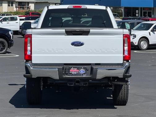 2025 Ford F-350 XLT
