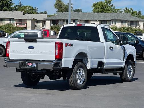 2025 Ford F-350 XLT