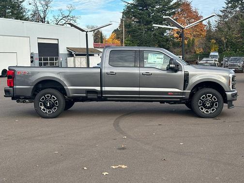 2026 Ford F-350 Platinum