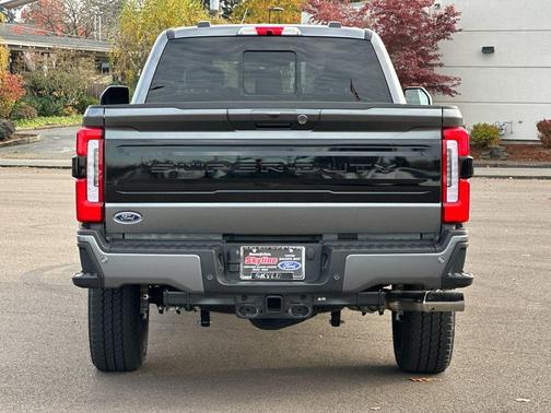 2026 Ford F-350 Platinum