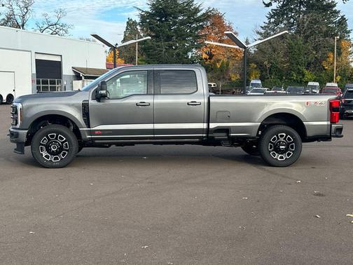 2026 Ford F-350 Platinum