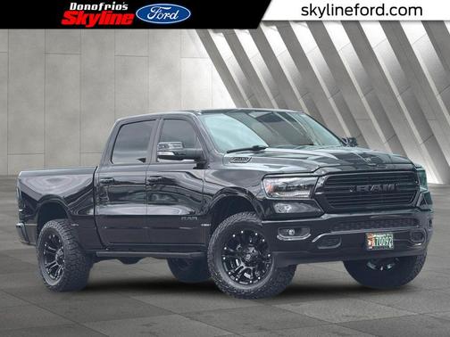 Diamond Black Crystal Pearlcoat 2019 RAM 1500 Big Horn