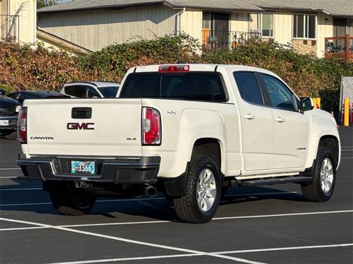 Summit White 2018 GMC Canyon SLE