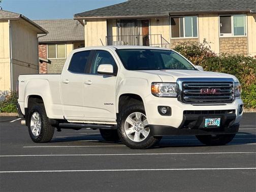 Summit White 2018 GMC Canyon SLE
