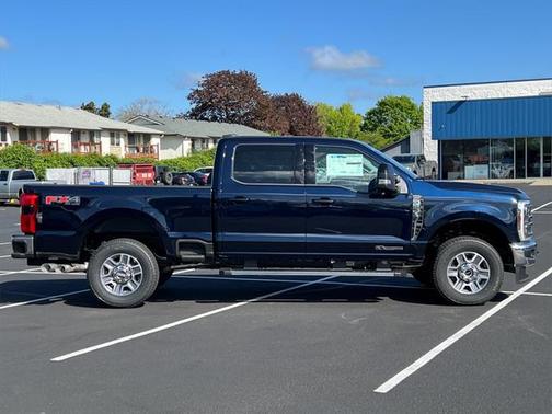 2025 Ford F-250 Lariat