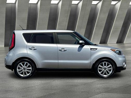 Bright Silver 2017 Kia Soul +
