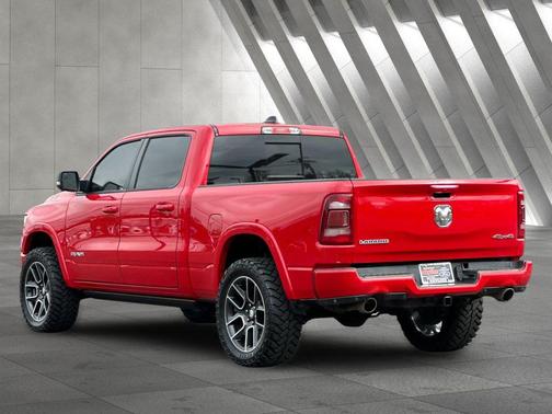 Flame Red Clearcoat 2019 RAM 1500 Laramie